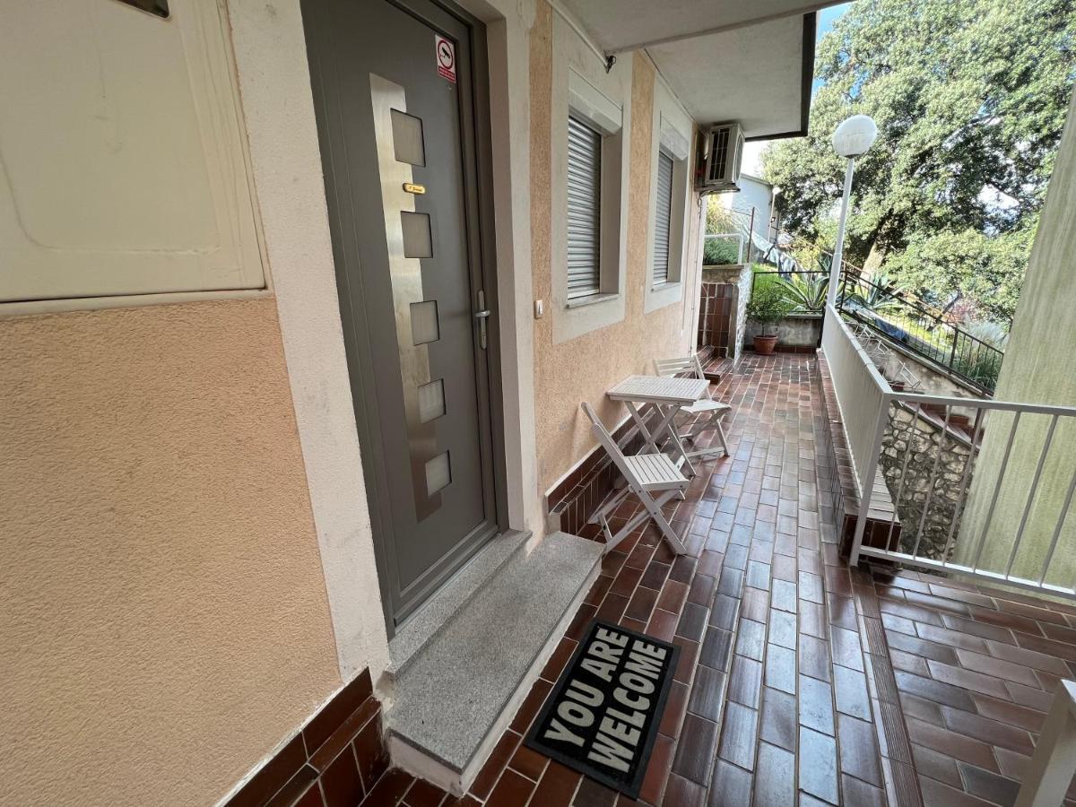 Mali Stan Opatija Apartamento Exterior foto