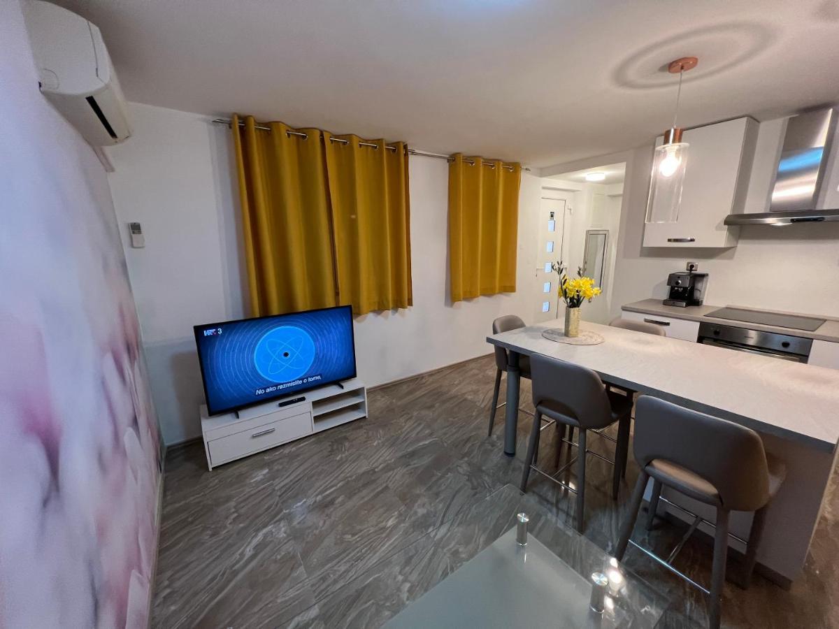 Mali Stan Opatija Apartamento Exterior foto